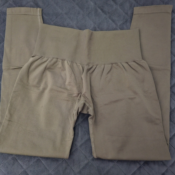 Nvgtn Legging 2.0 - Picture 9 of 12